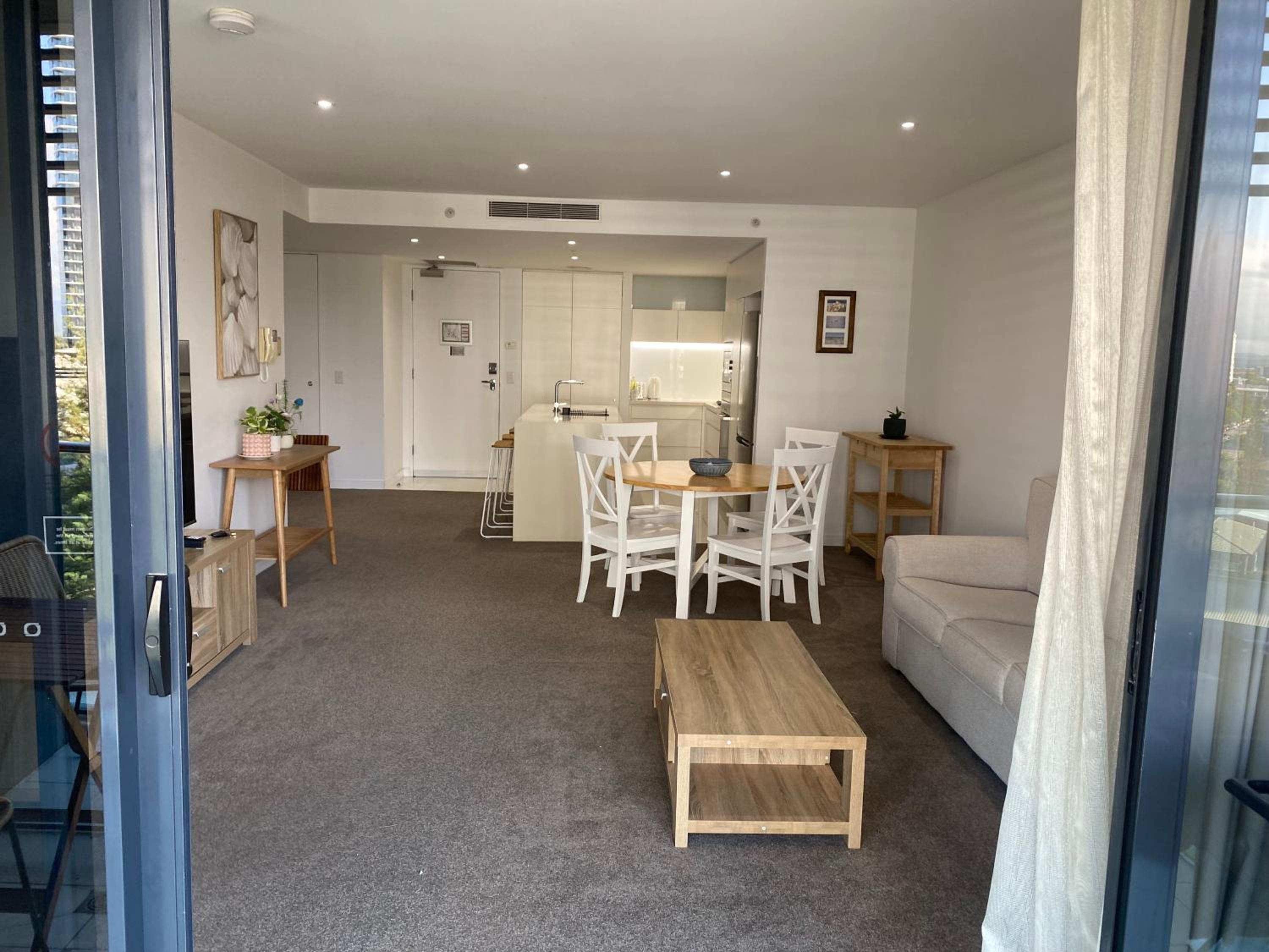 Oracle resort apartment