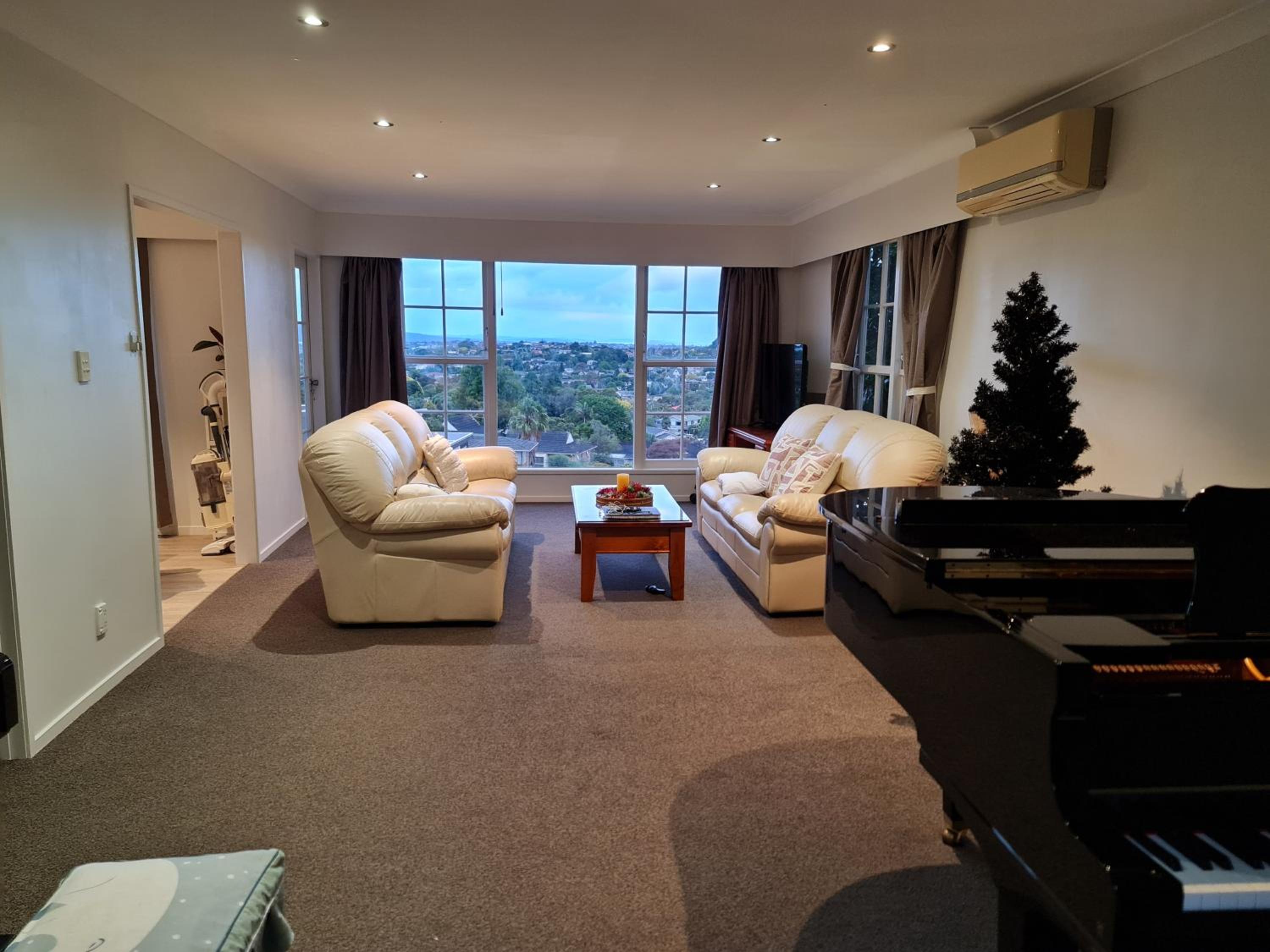 Hillcrest Villa