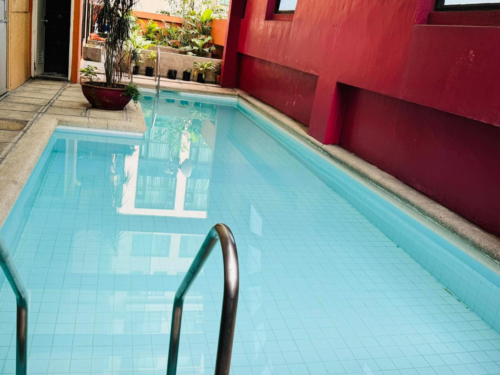 Citadel Inn a1 Central Makati Nightlife