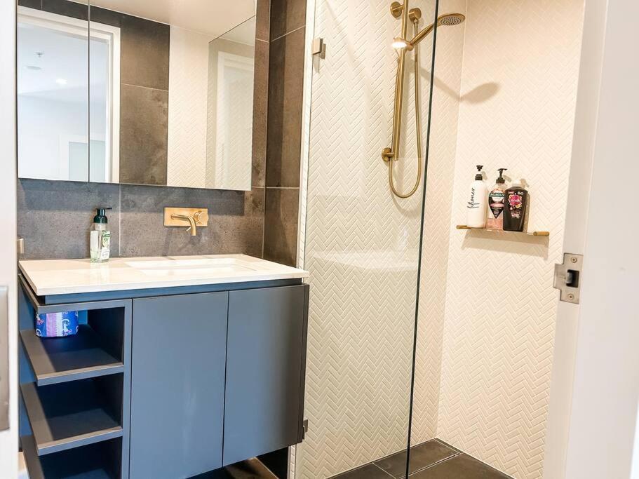 Metropol - CBD pool Sleeps 7
