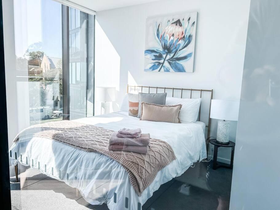 Metropol - CBD pool Sleeps 7