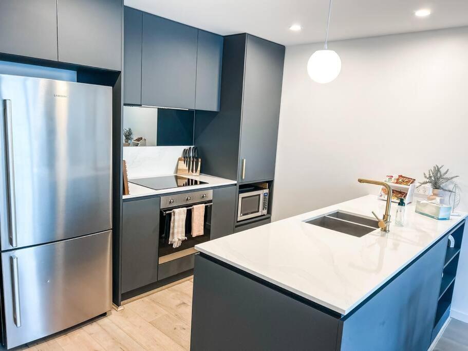 Metropol - CBD pool Sleeps 7