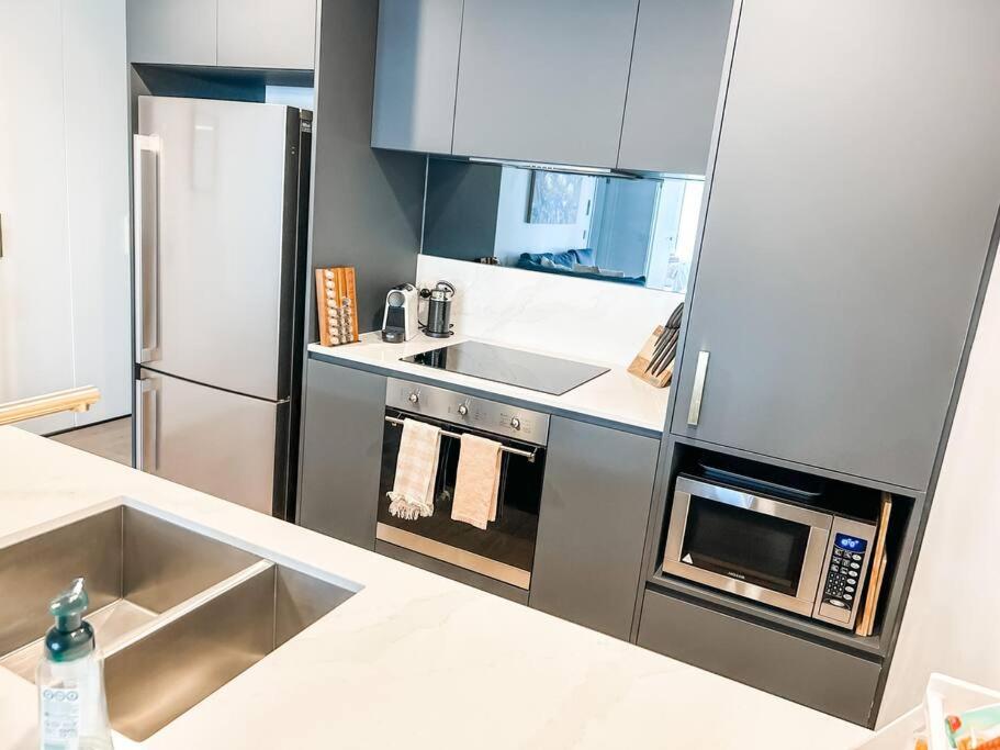 Metropol - CBD pool Sleeps 7