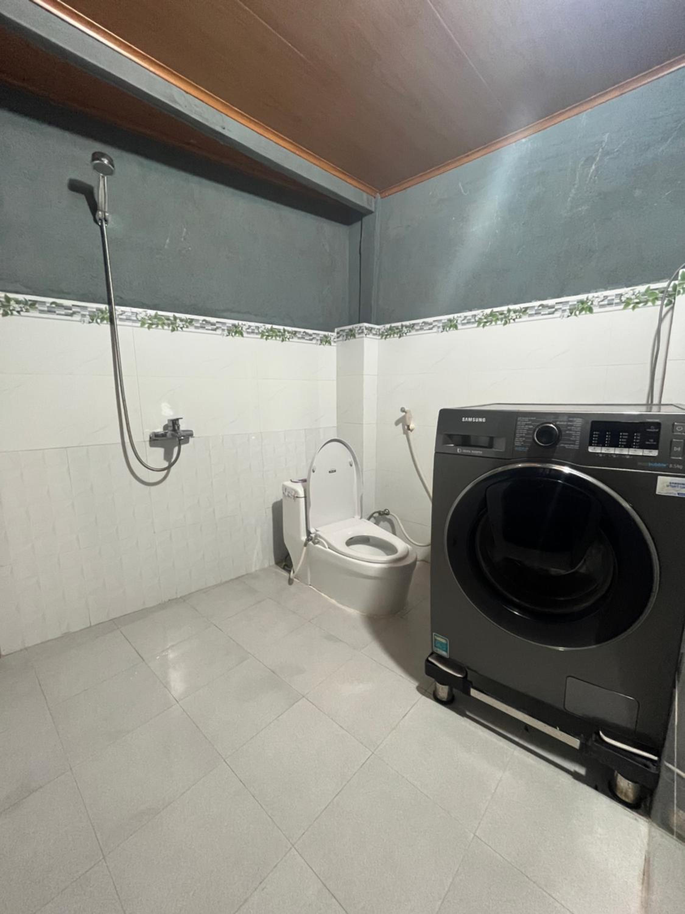 Nhà Sàn Bên Suối view 5