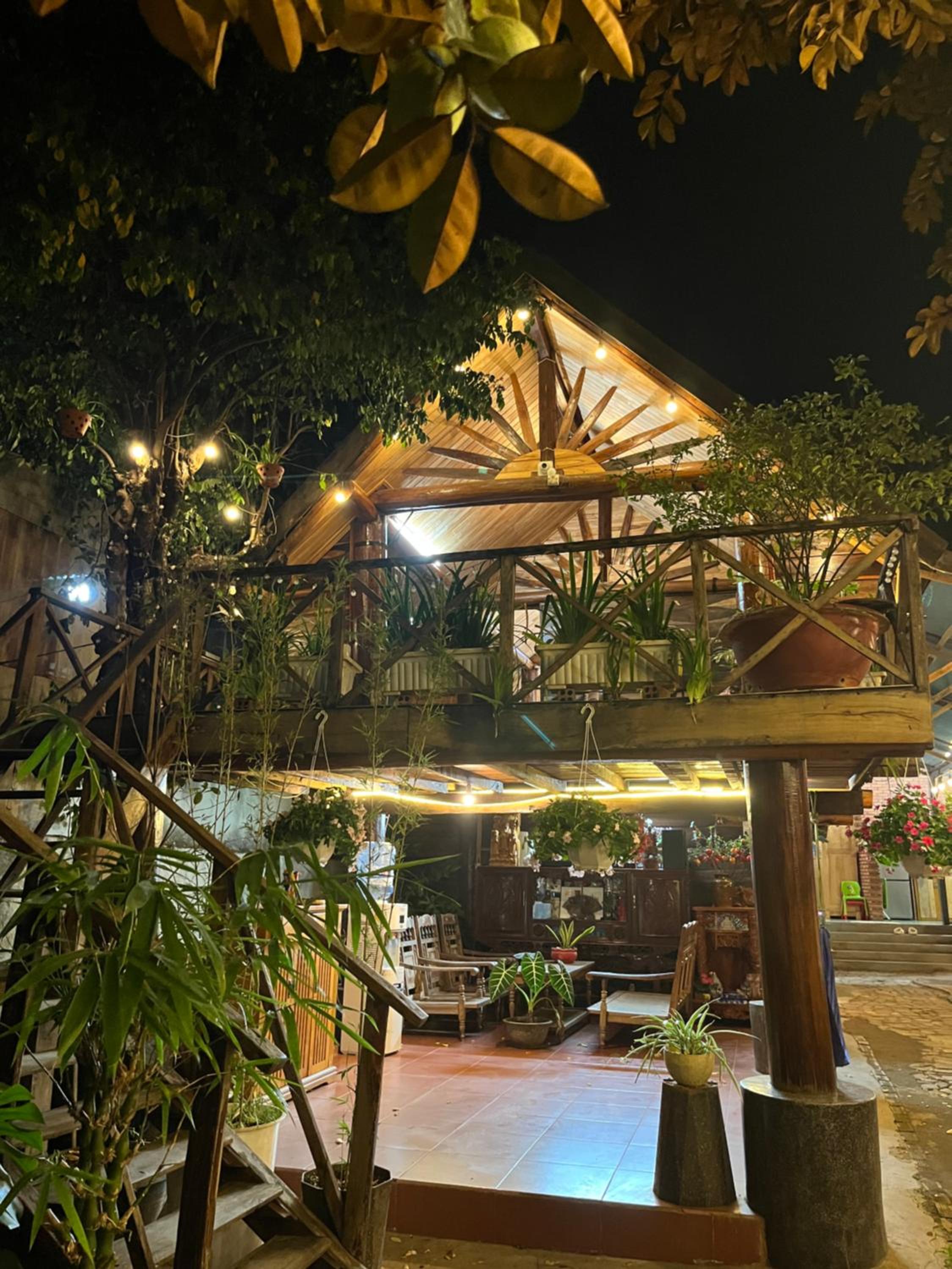 Nhà Sàn Bên Suối view 4