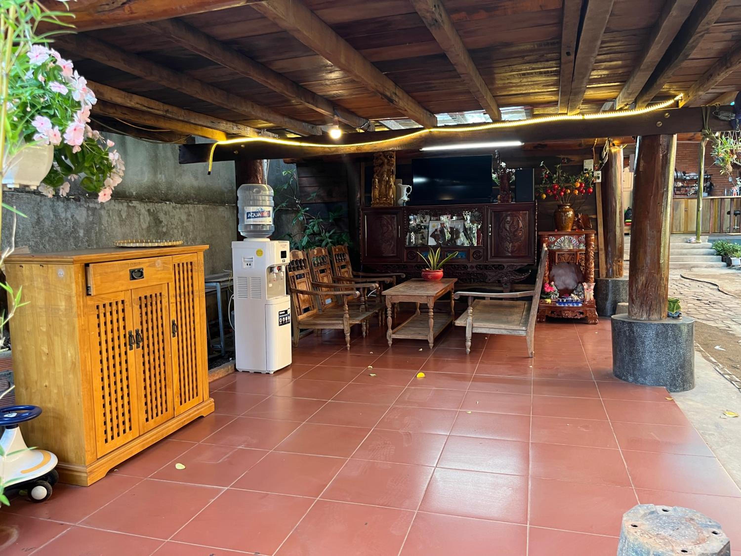 Nhà Sàn Bên Suối view 2