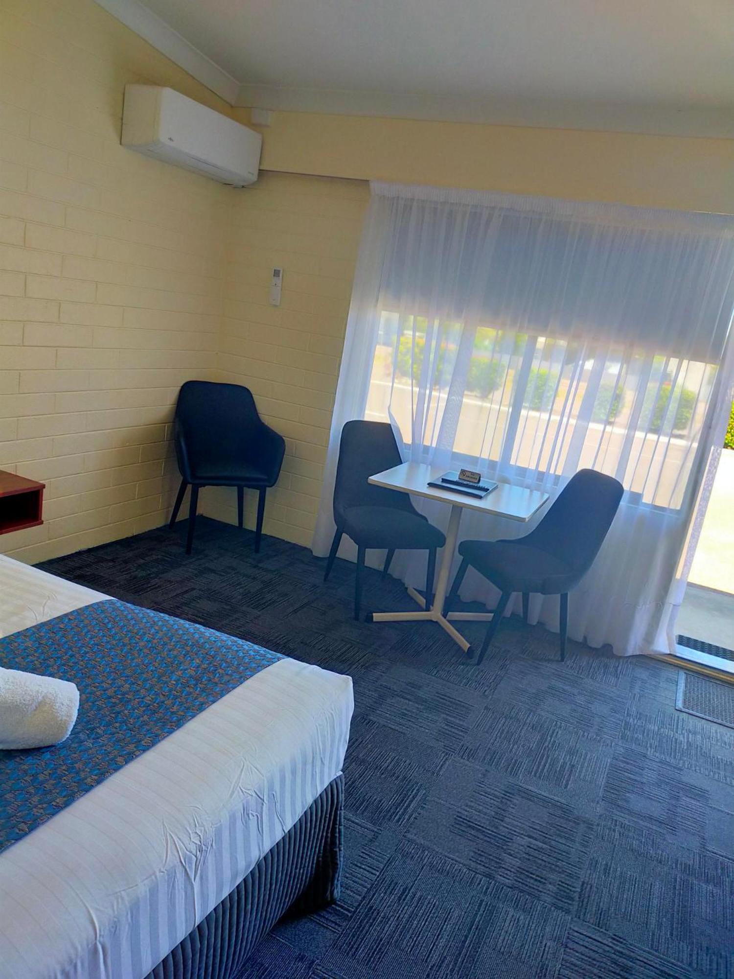 Bayview Motel