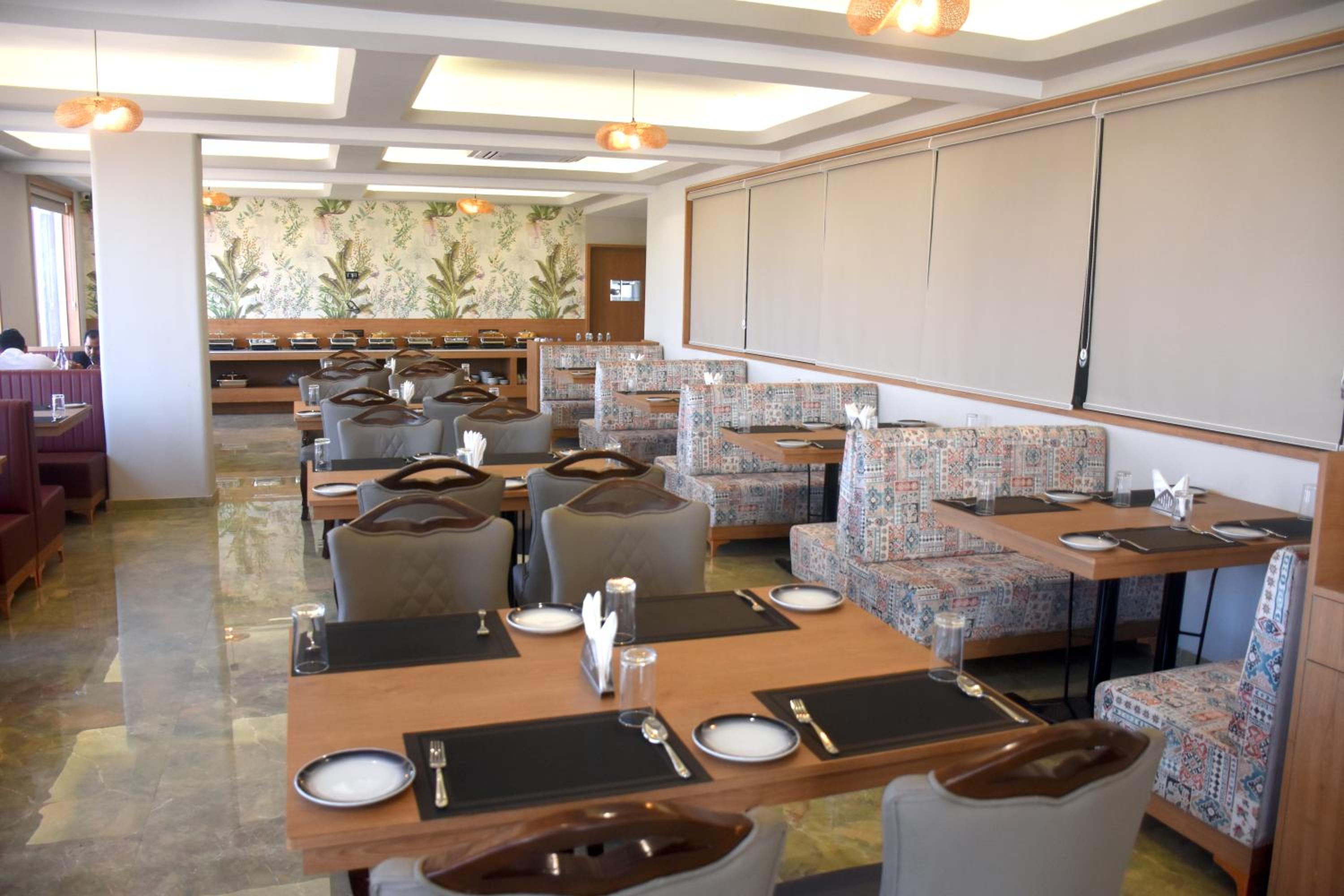 Regenta Inn Motikhavdi Jamnagar