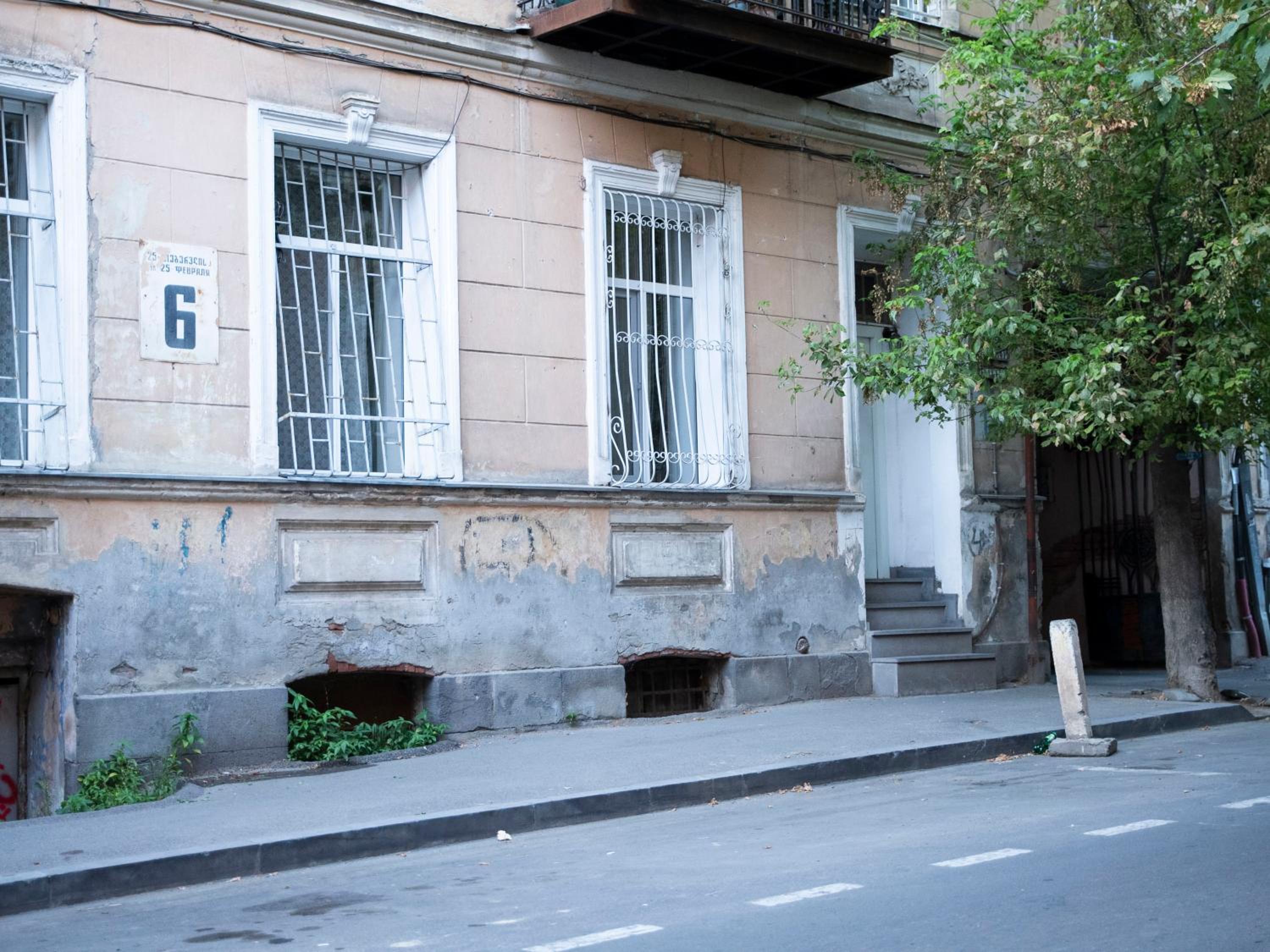 Cozy Studio In The Historical Center Of Tbilisi view 2