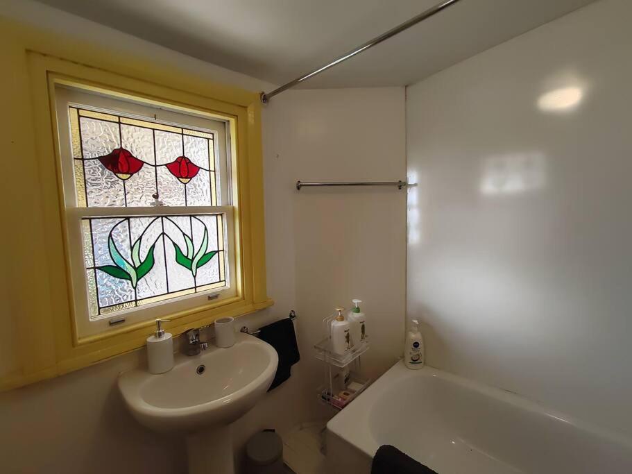 Melville Heritage Cottage, Hobart CBD