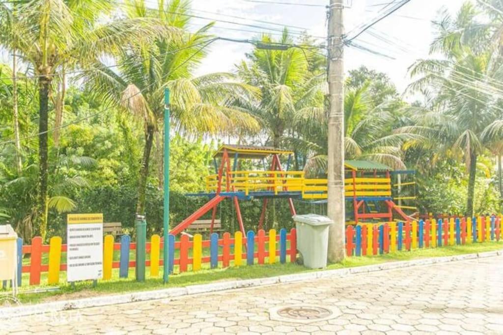 Casa charmosa condomínio de Pauba - 4 suites