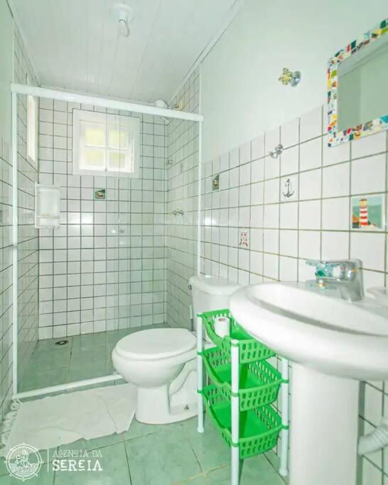 Casa charmosa condomínio de Pauba - 4 suites