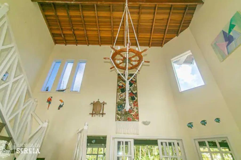 Casa charmosa condomínio de Pauba - 4 suites