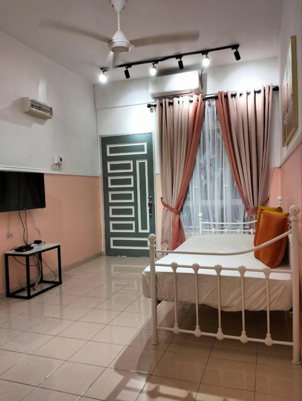 SinggahSana Homestay Pasir Mas