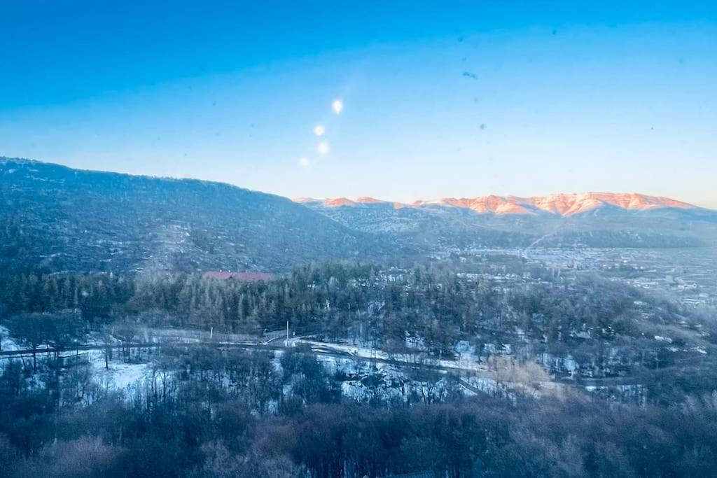 Scenic Studio, Turbo 100Mbps Wi-Fi, Tsaghkadzor