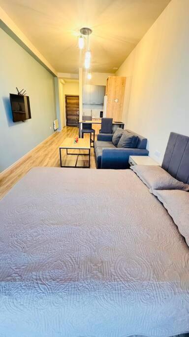 Scenic Studio, Turbo 100Mbps Wi-Fi, Tsaghkadzor