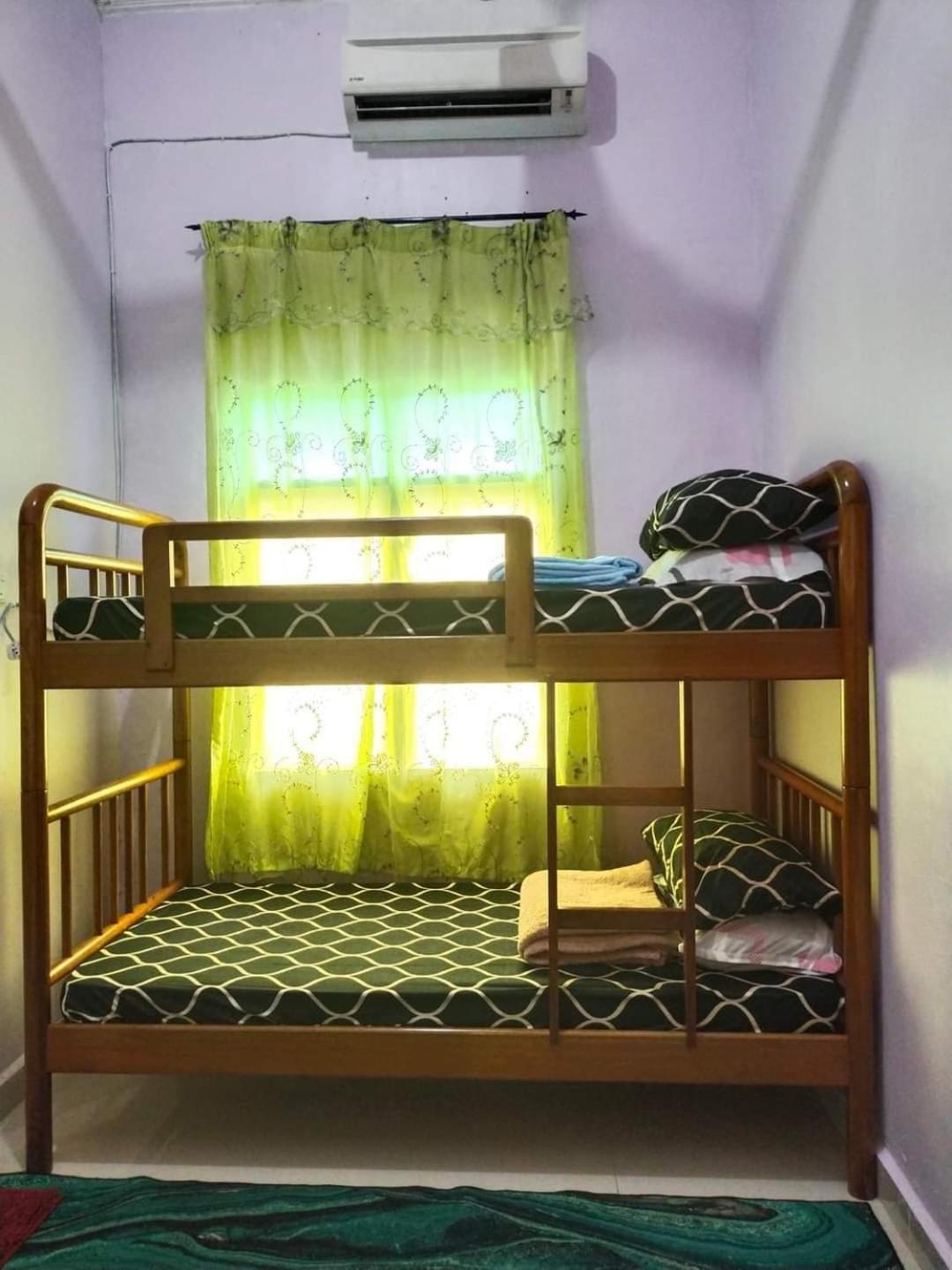 PENGINAPAN HOMESTAY KAK TON photo 7
