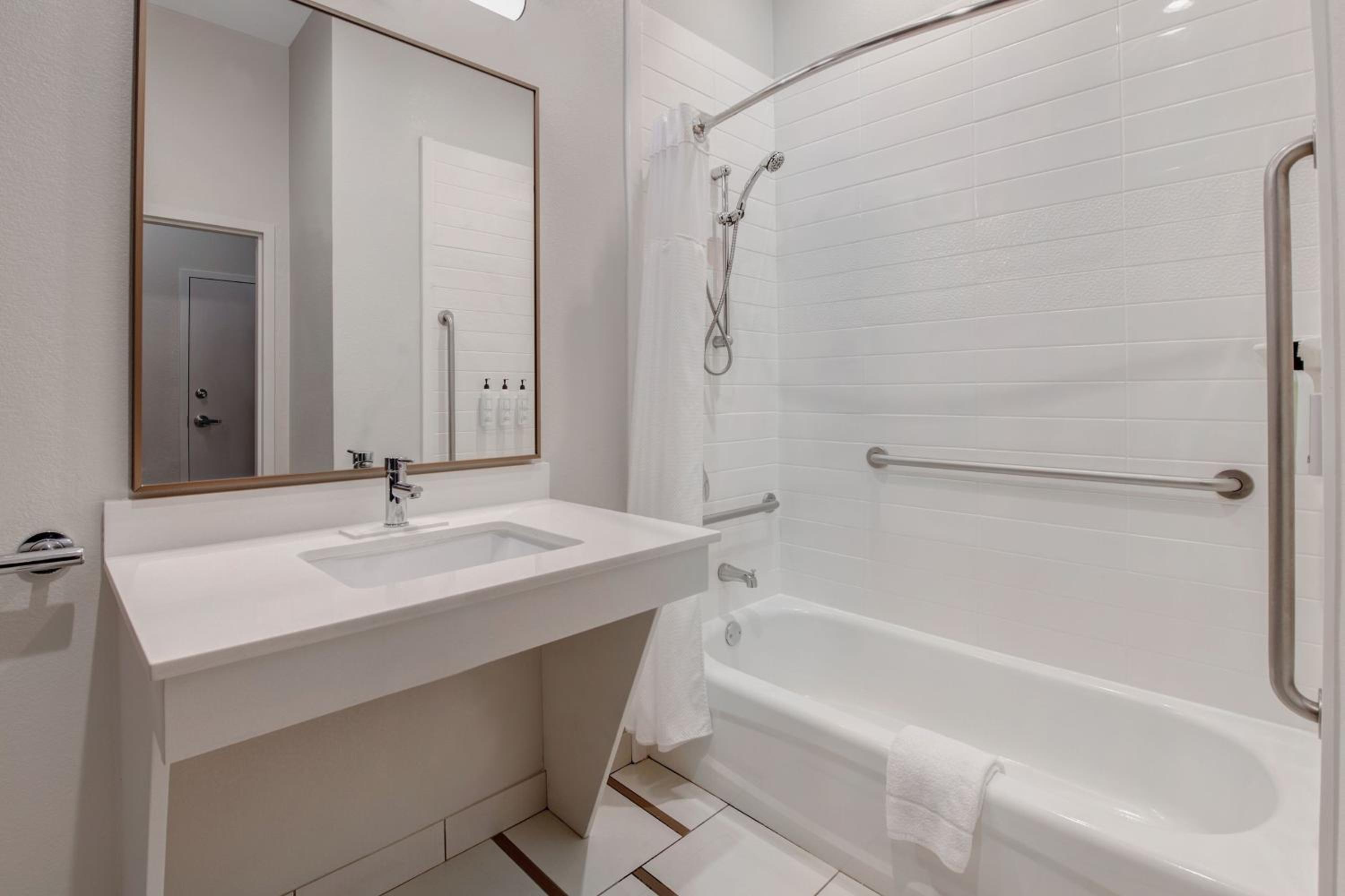 Fairfield Inn & Suites by Marriott Greenwood