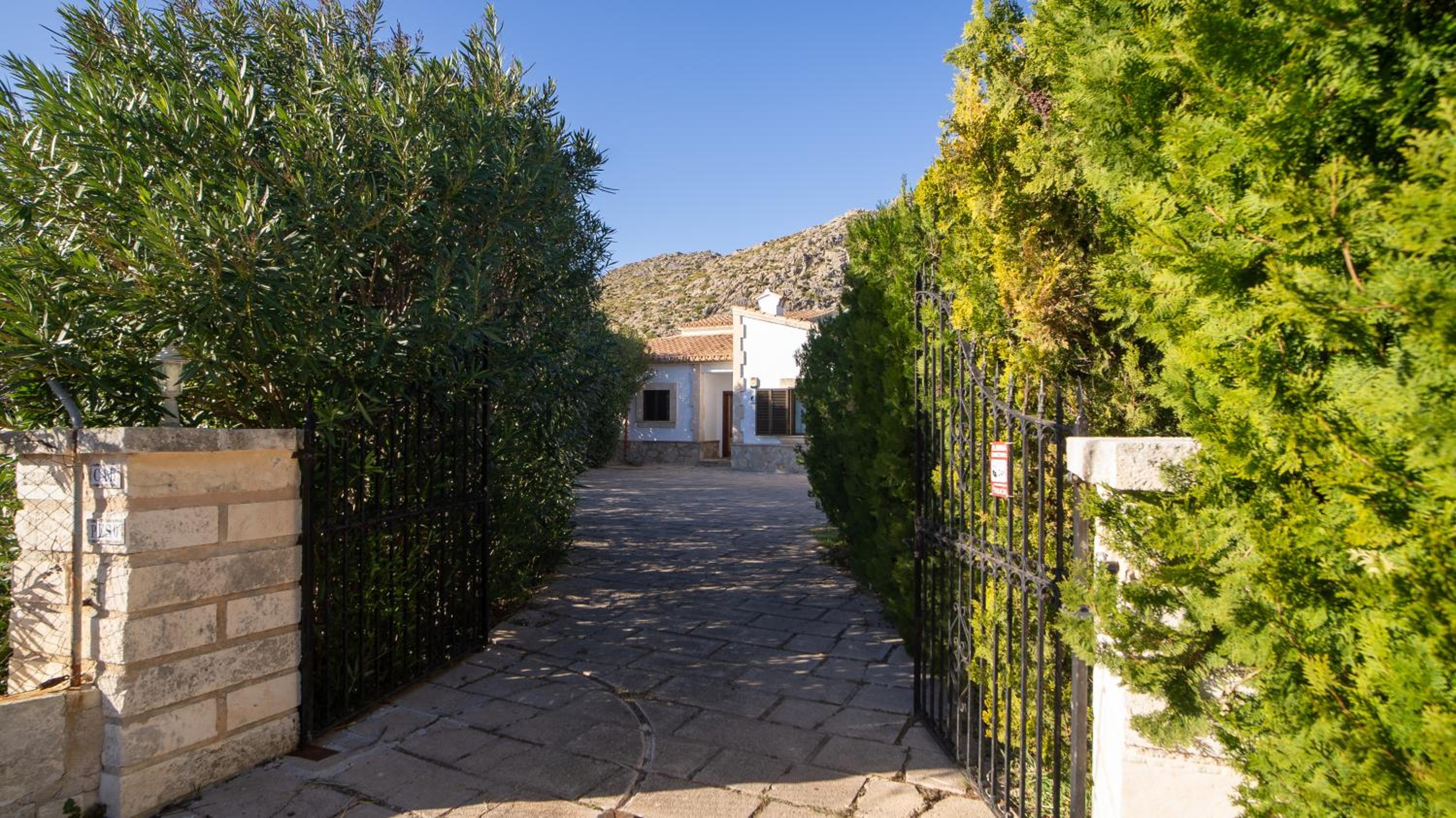 Villa Cal Peso