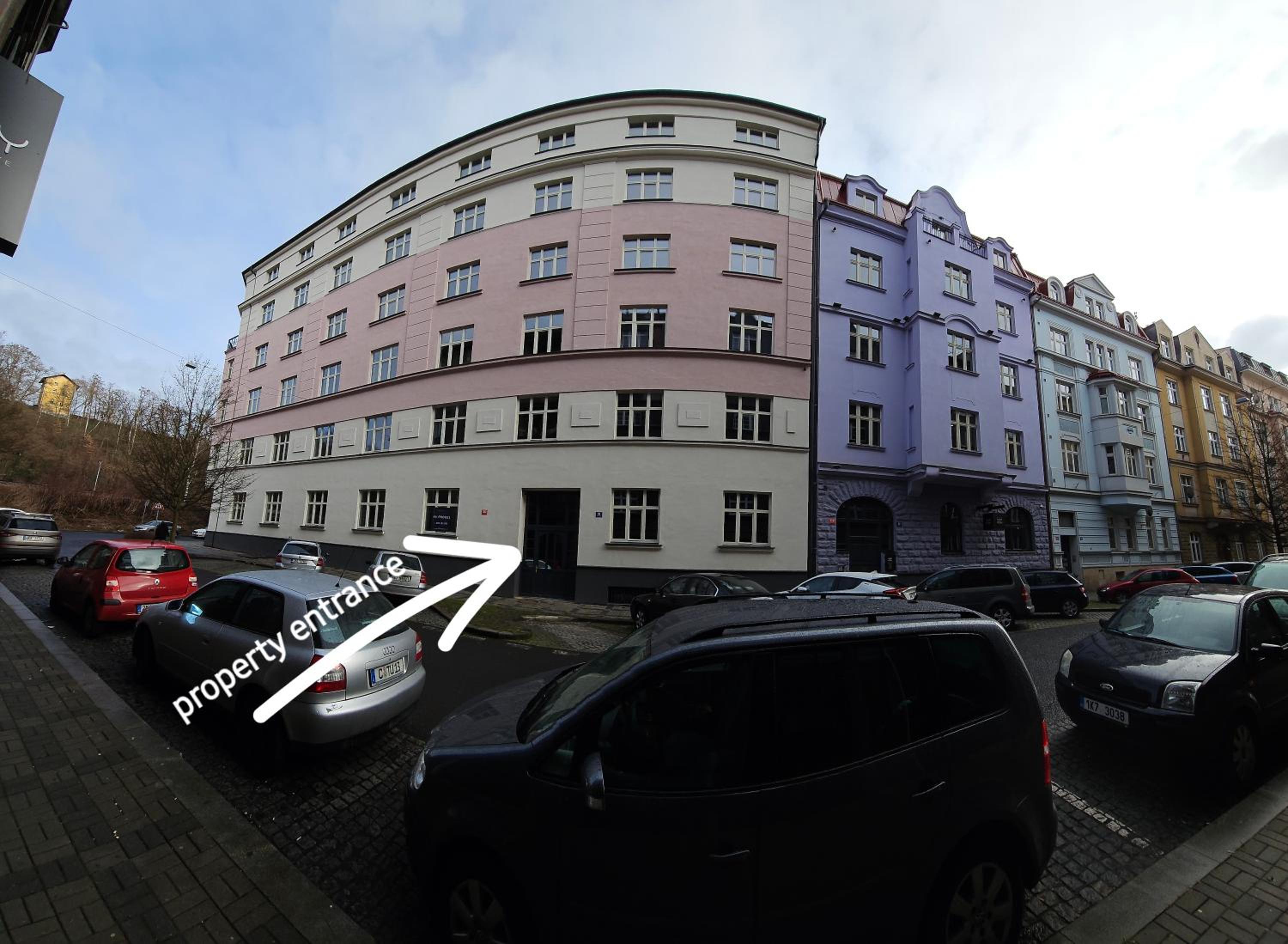 Apartment Silver 313