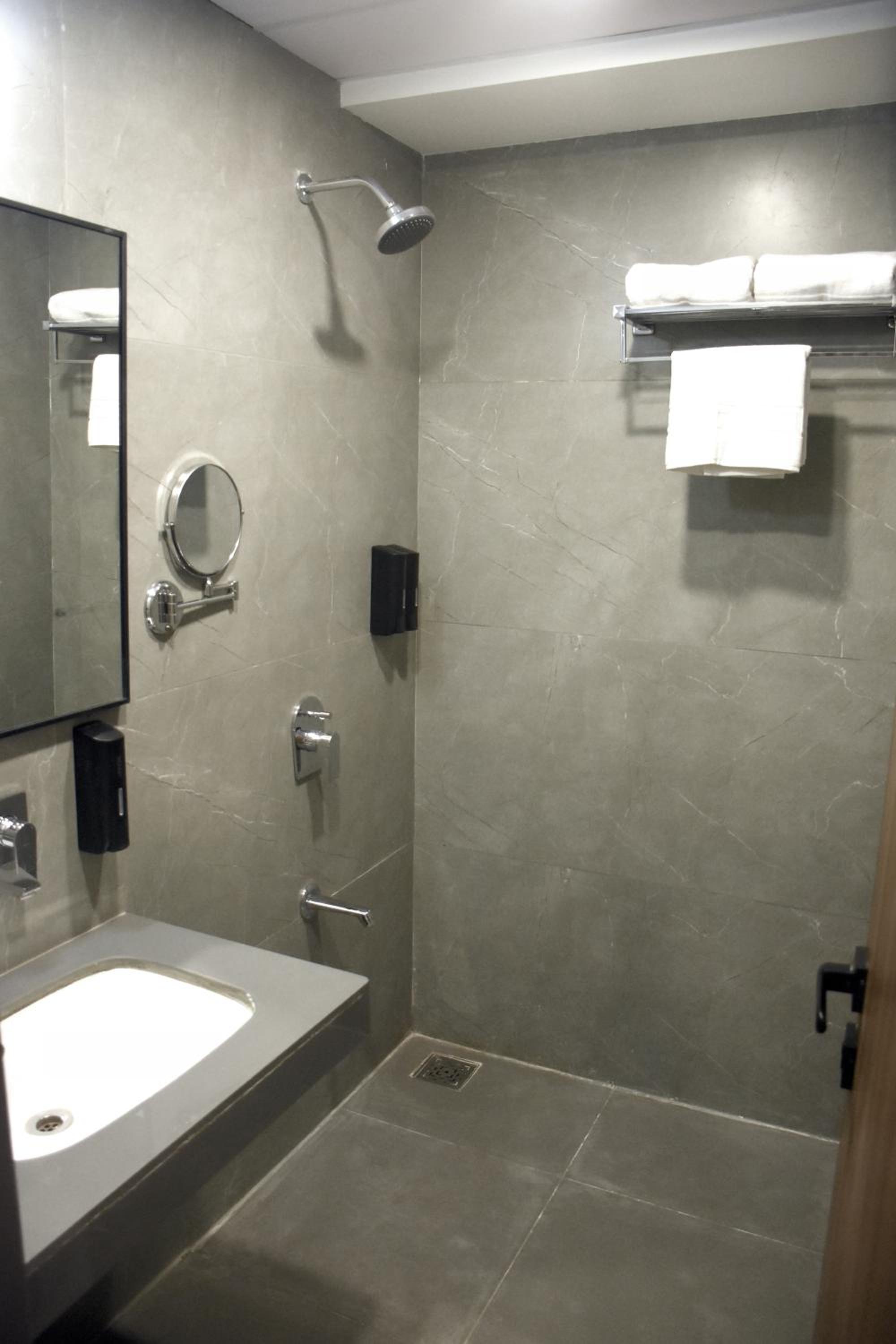 Regenta Inn Motikhavdi Jamnagar