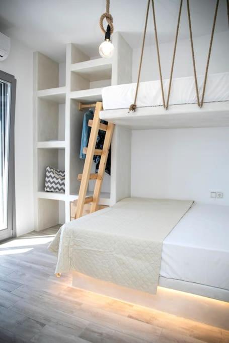 White Nadora Naxos Villa photo 2