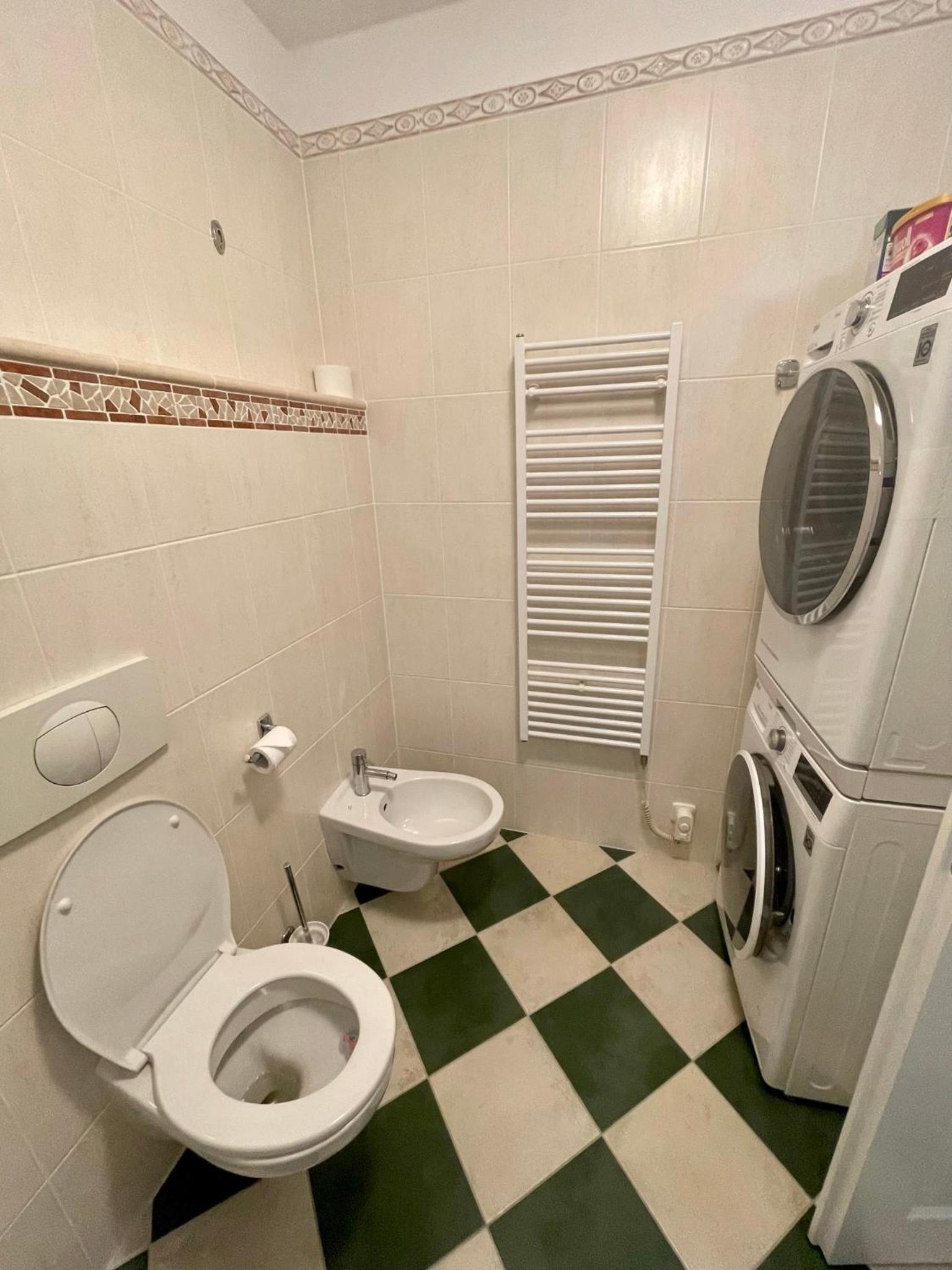 Huge two floor apartment on the Park Colonnade, 160 sqm