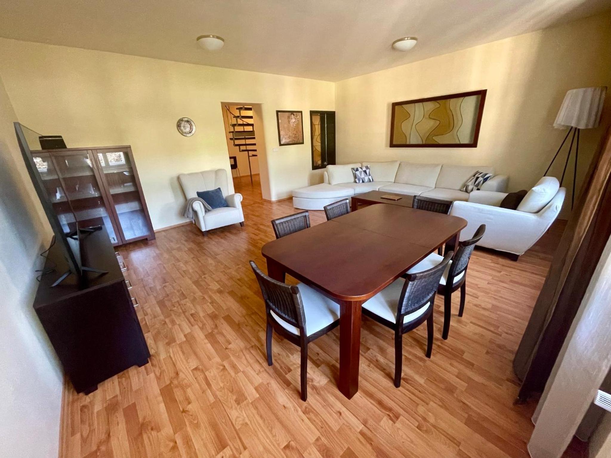Huge two floor apartment on the Park Colonnade, 160 sqm