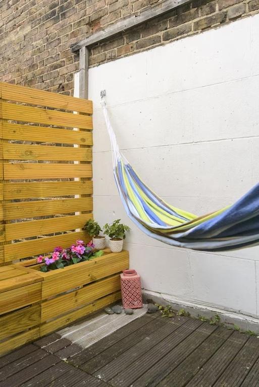Flat 1 - 2 Bedrooms and Private Terrace