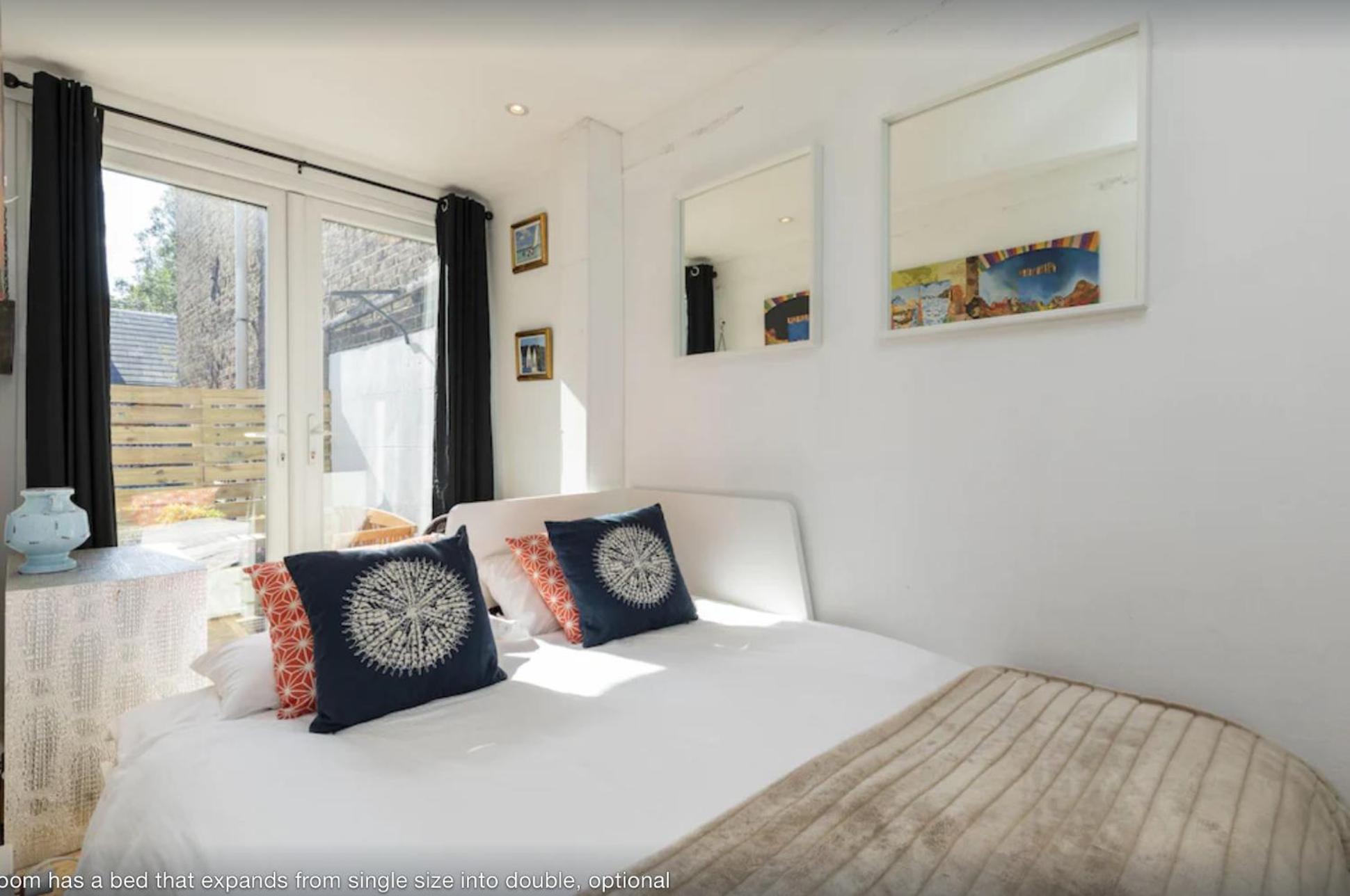 Flat 1 - 2 Bedrooms and Private Terrace