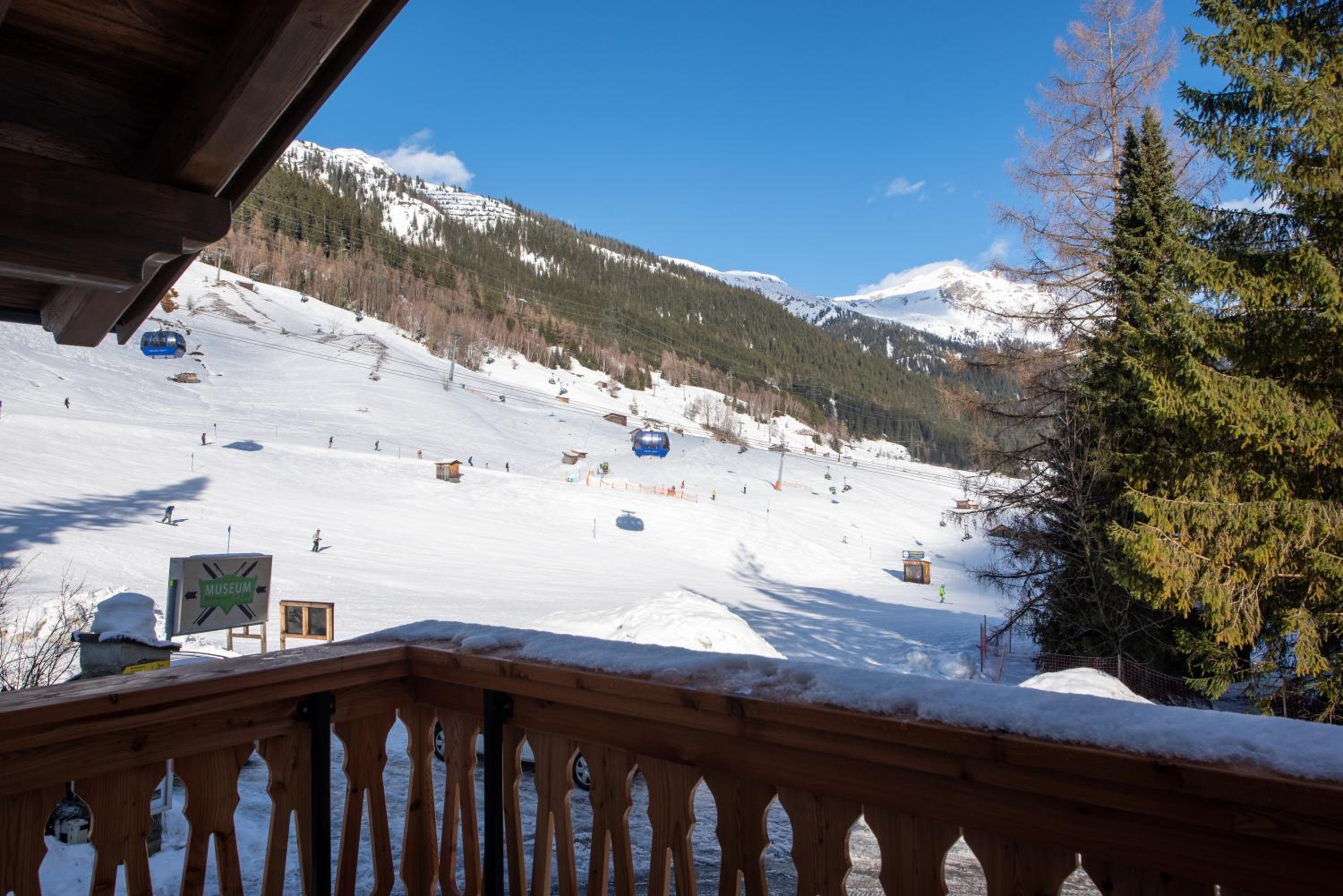Chalet Marmotta CULM - Luxus Chalet Ski-In Ski-Out