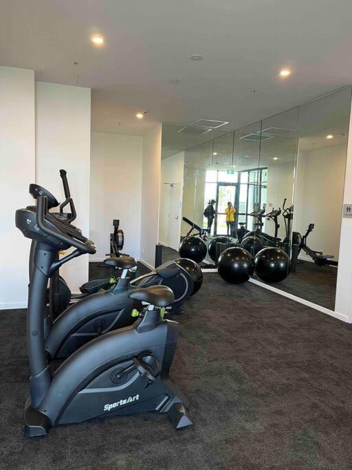 Gungahlin Center-1 Bedroom New Stylish Unit