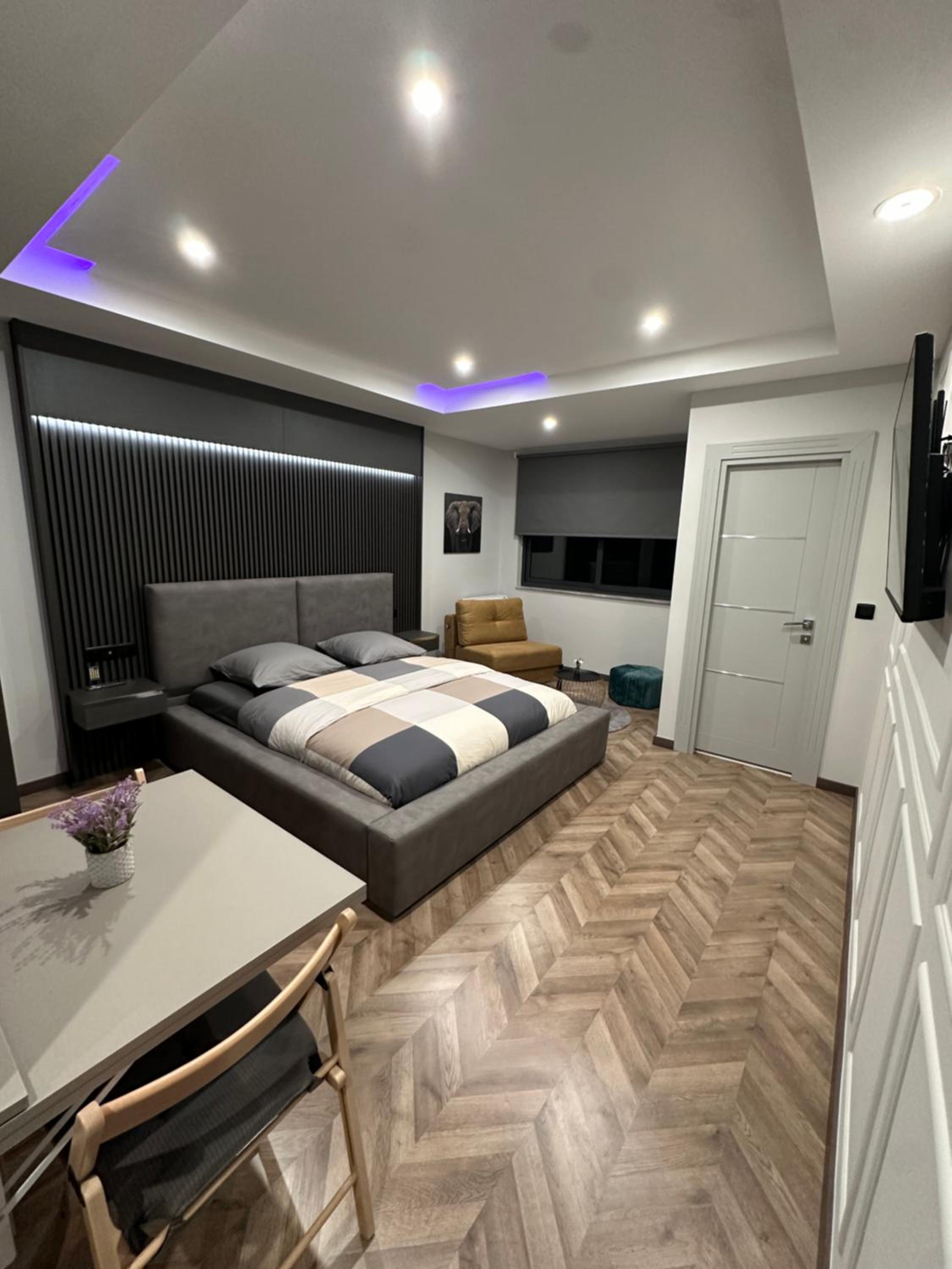 Room Studio Deluxe 1