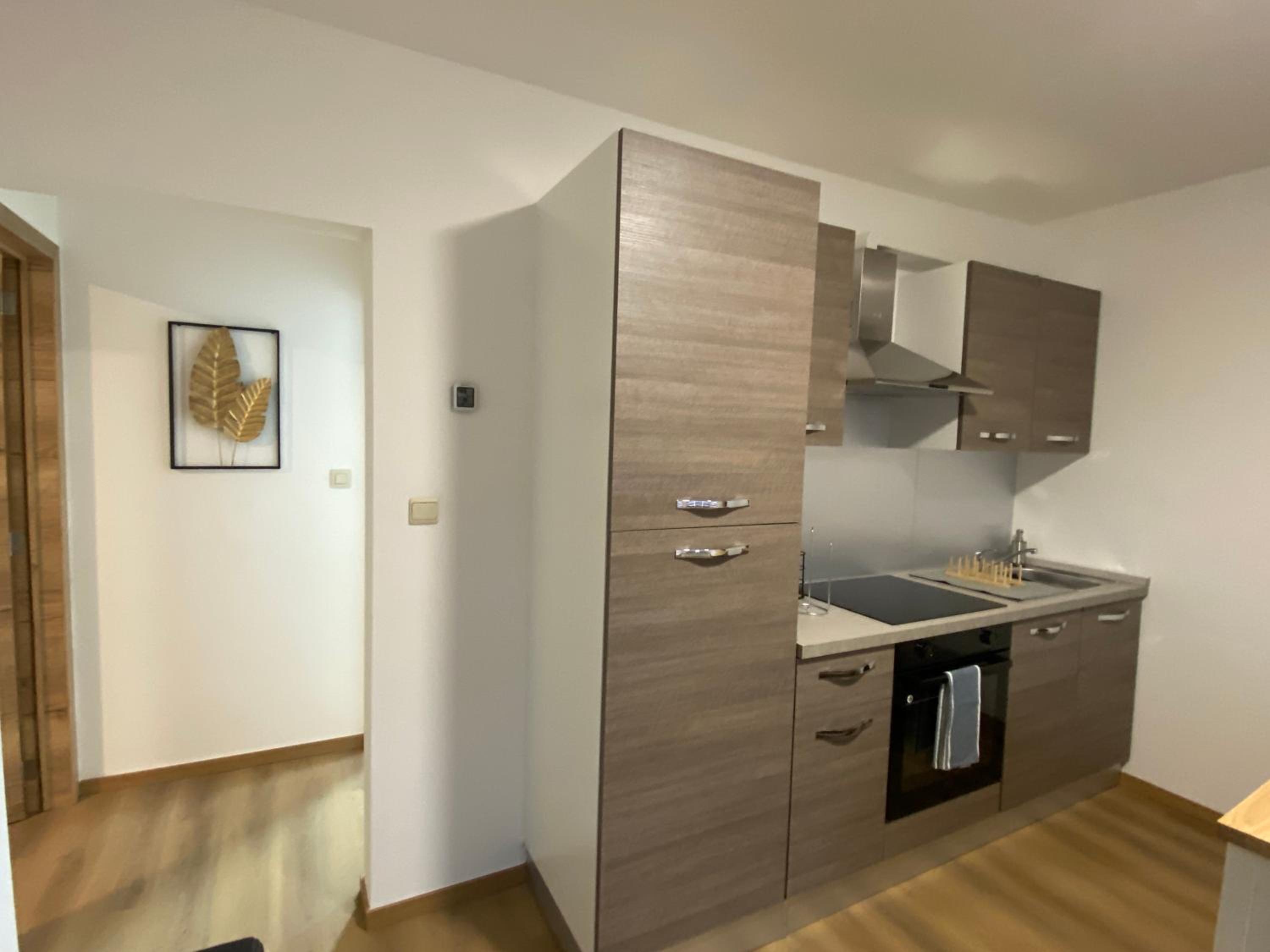 D-012 Bel appart et balcon climatisé parking privé gratuit sur demande