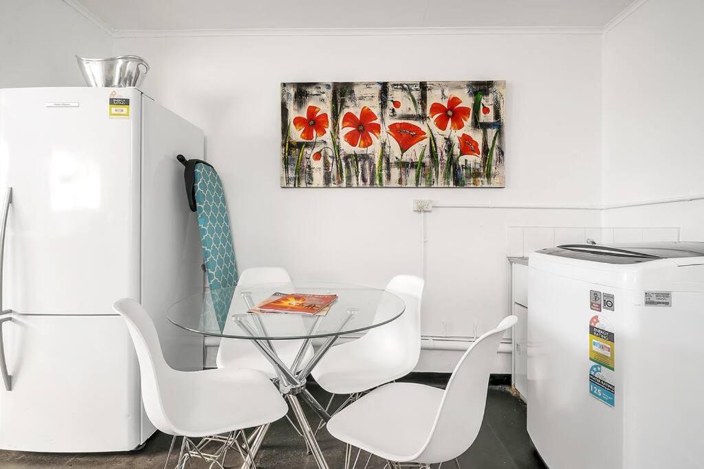 5 Bedroom Victorian Terrace in a Fab Location