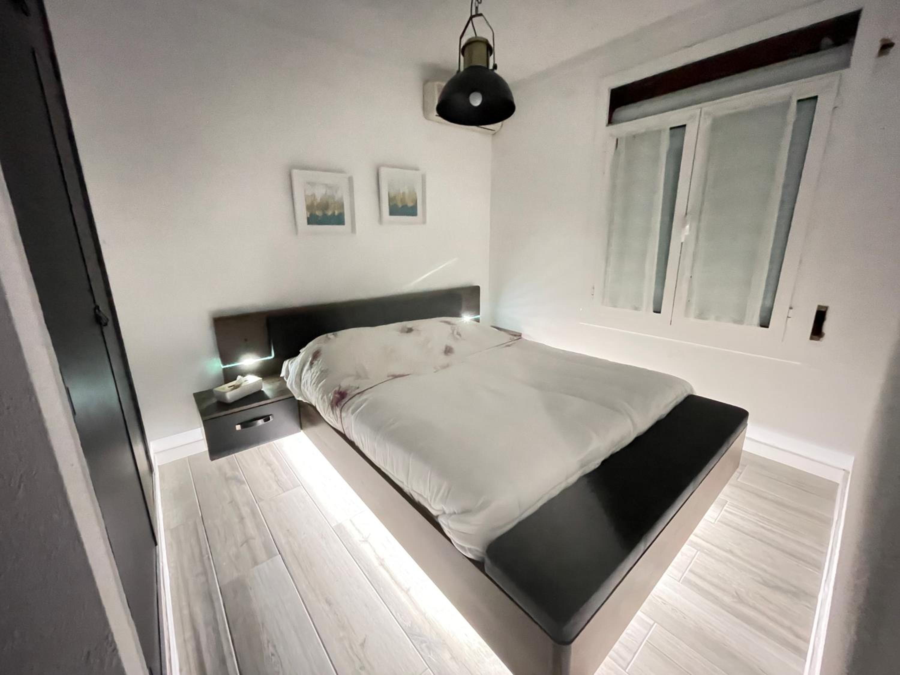 Charmante villa avec piscine dans les canaux