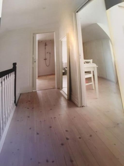Eksklusivt hus på 250 m2 i naturskønne omgivelser view 2