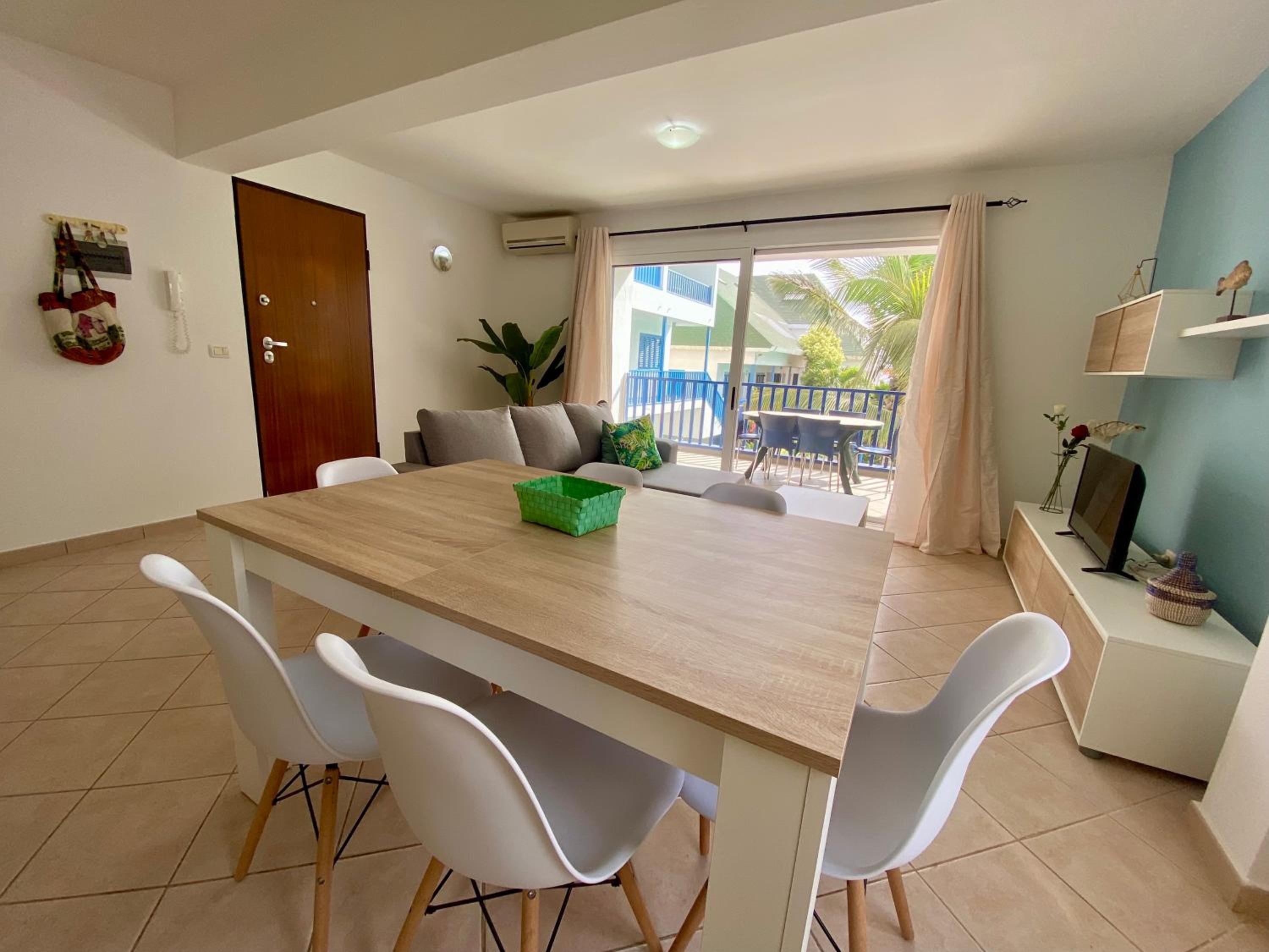 Leme Bedje Two bedroom - By Bobbywashere
