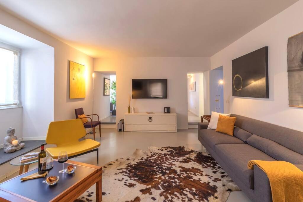 Unique View Farnese [Classy loft]