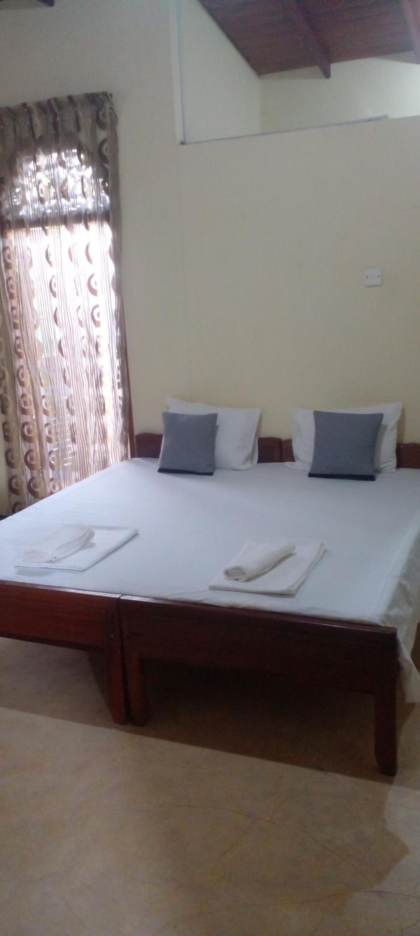 4ty two Homestay Galle view 4