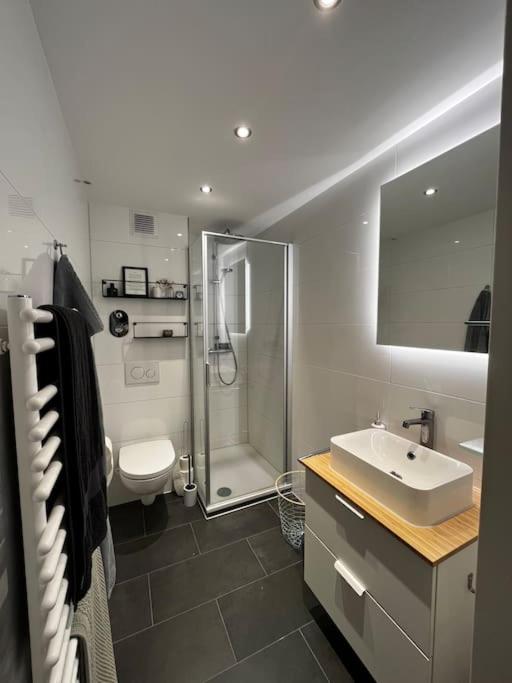 Offenbach Vacations - Schone 2-Zimmer Wohnung in der Stadtmitte - Property Image 16