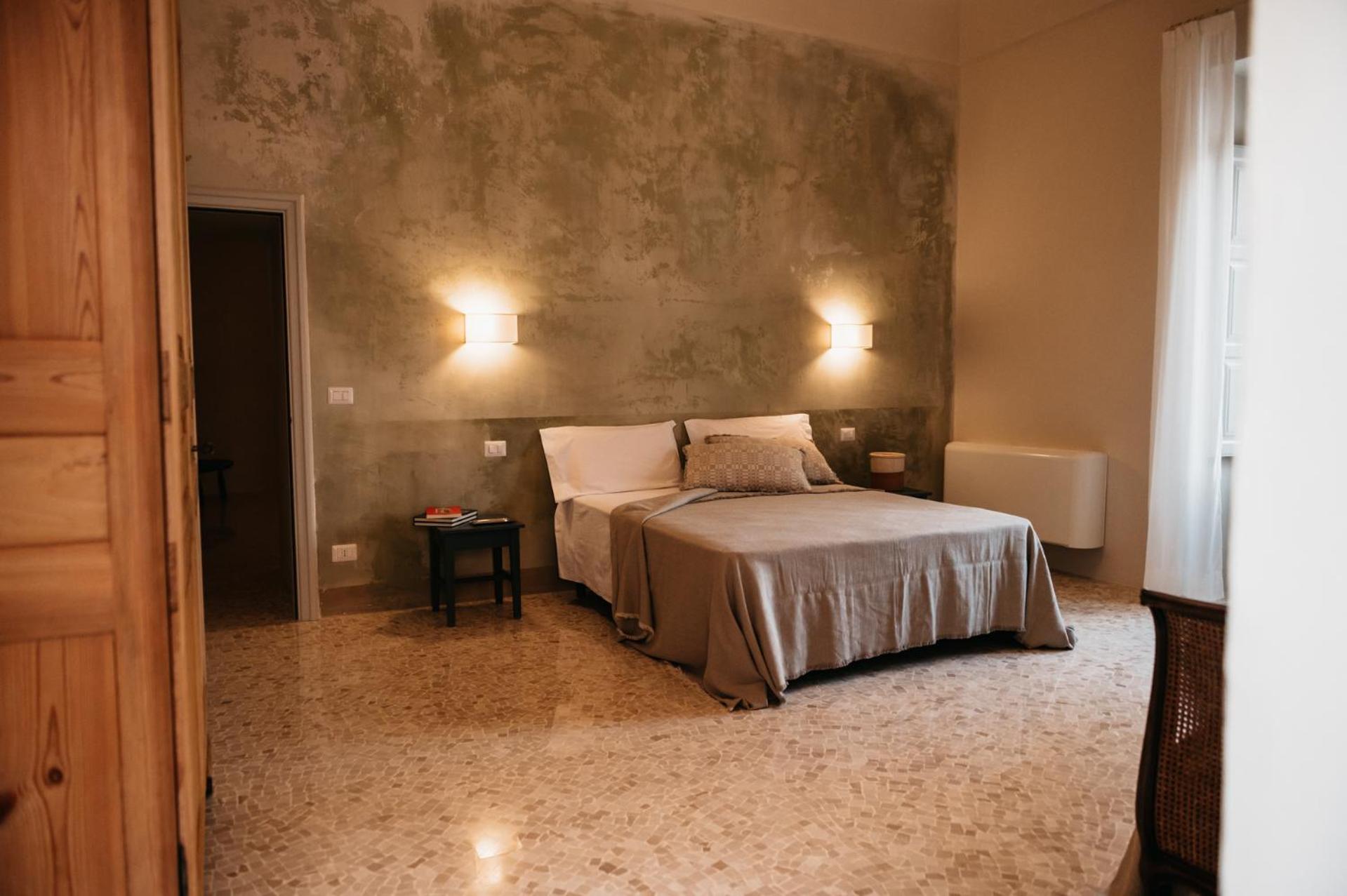Palazzo Pati view 4