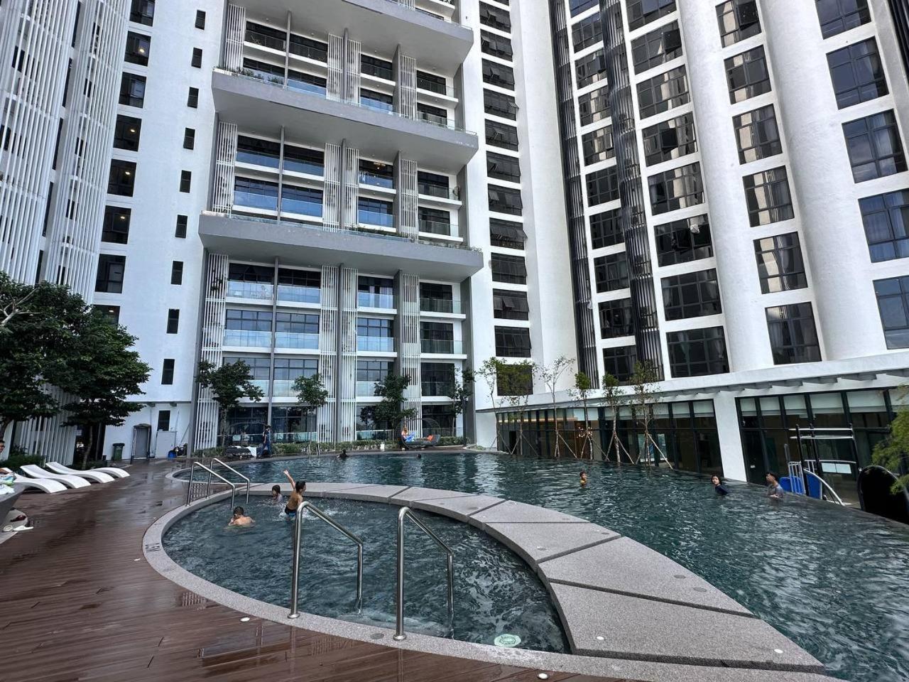 Seaview Designer Concept The shore Kota Kinabalu Sabah by UsHomestay photo 7