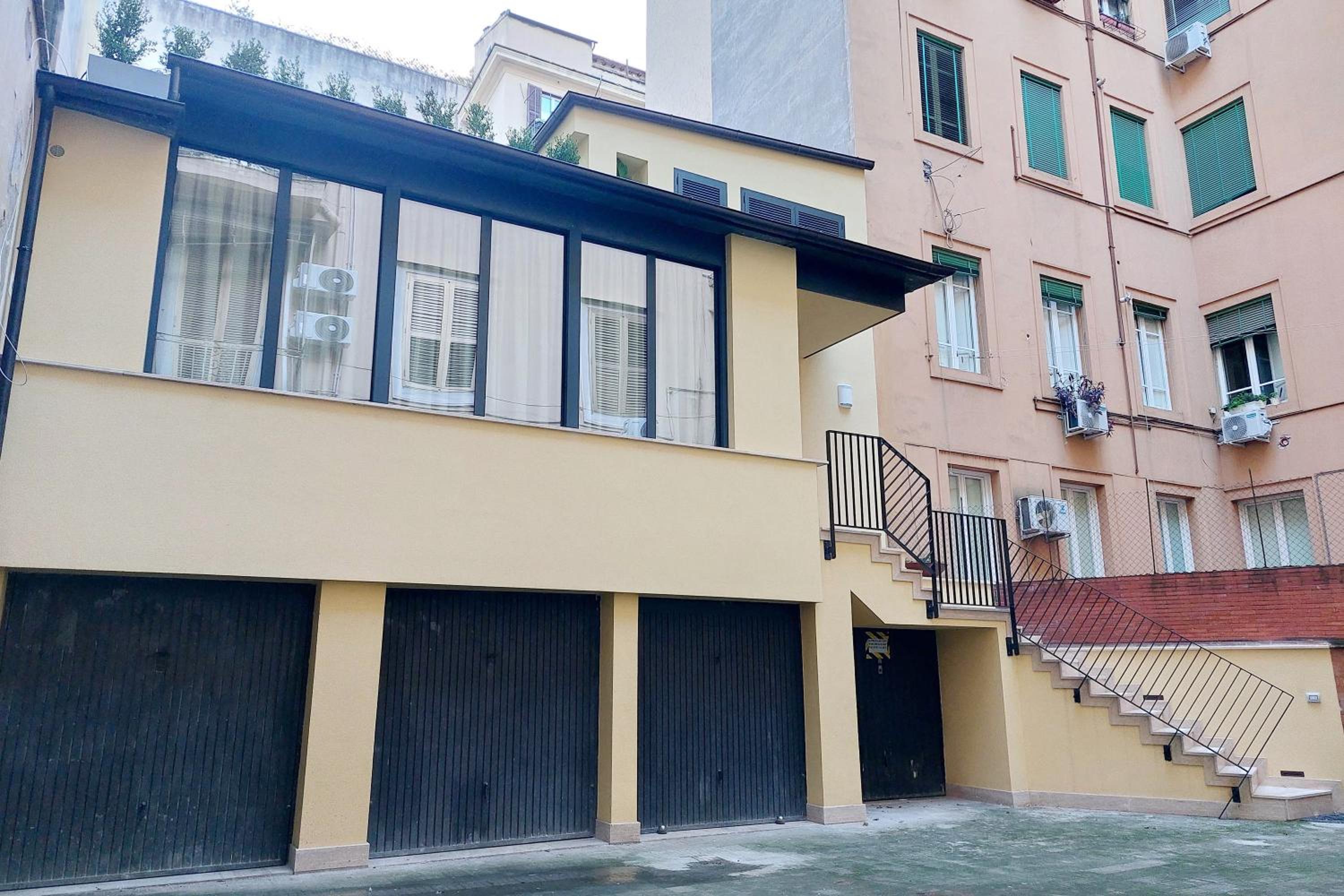 YCH-Casa Indipendente in zona Prati