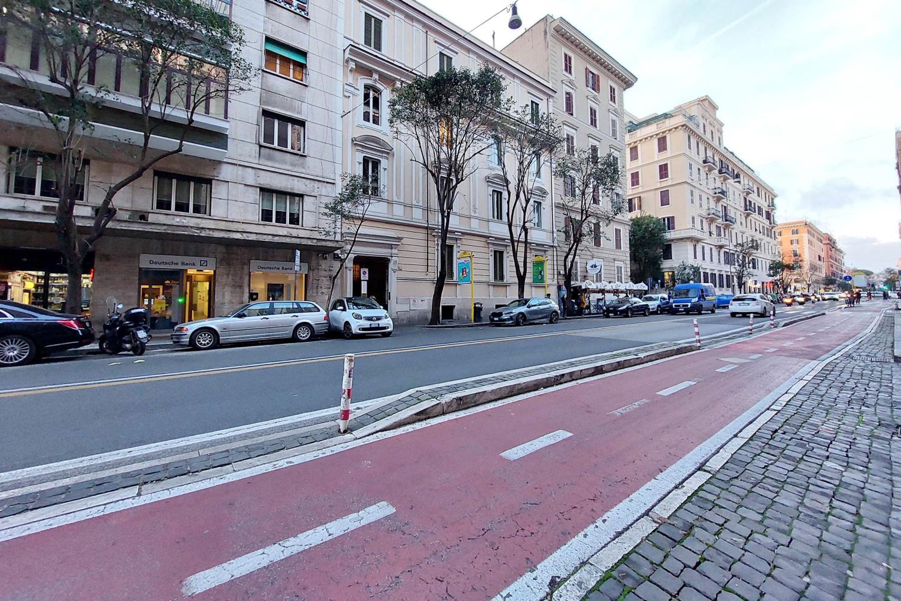 YCH-Casa Indipendente in zona Prati
