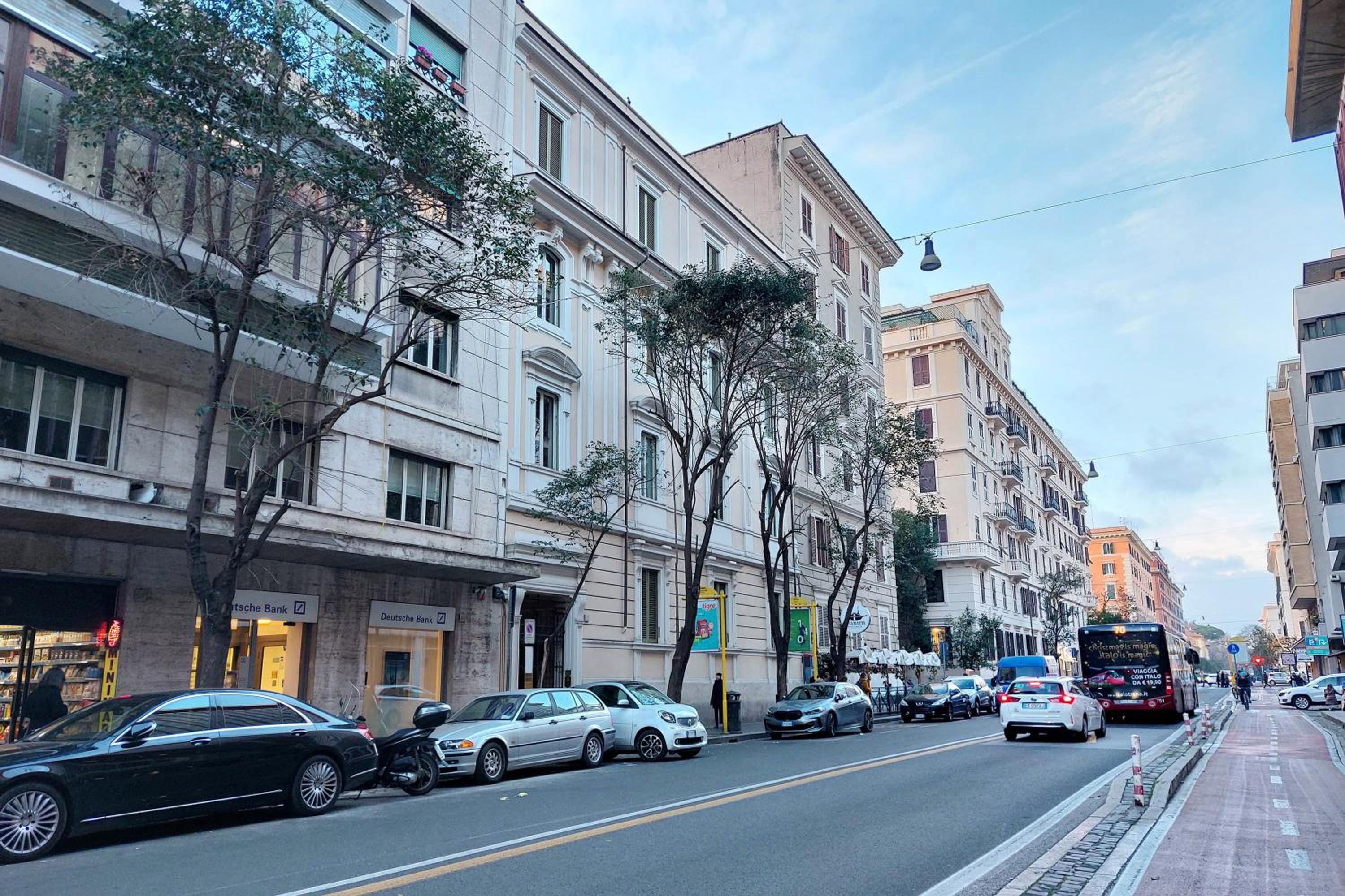 YCH-Casa Indipendente in zona Prati