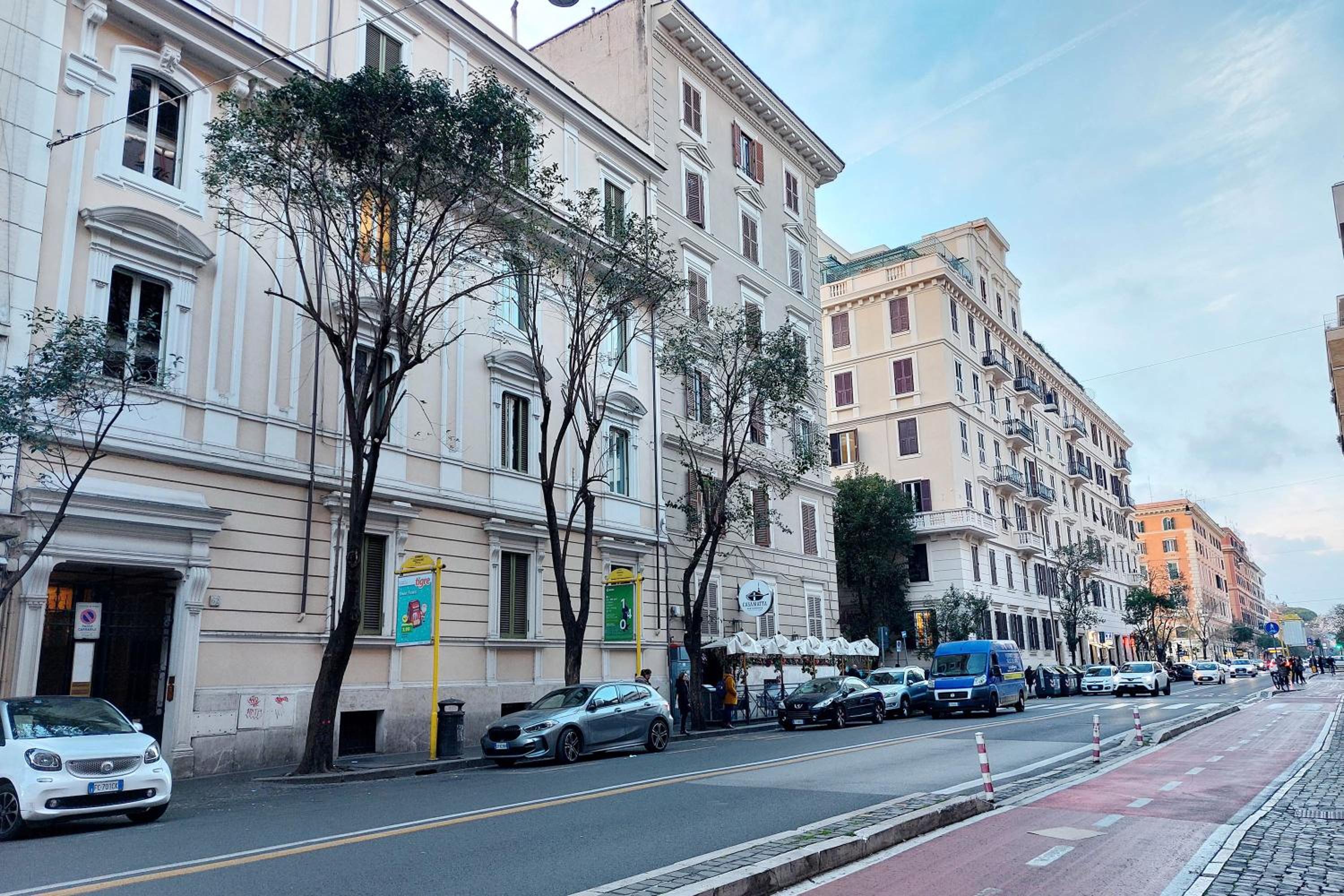 YCH-Casa Indipendente in zona Prati