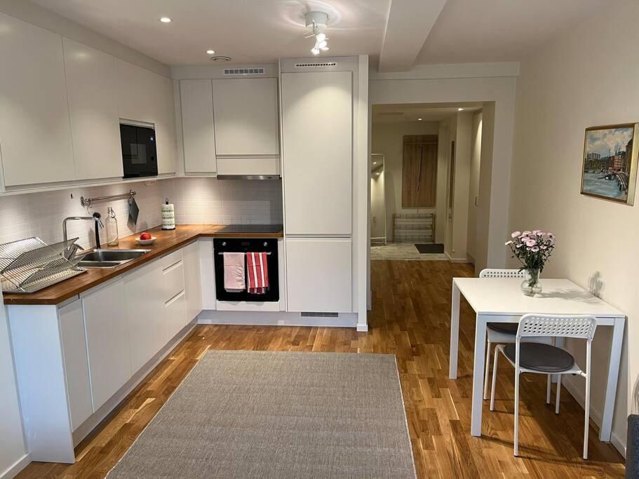 New apartment, perfect for exploring Stockholm view 4