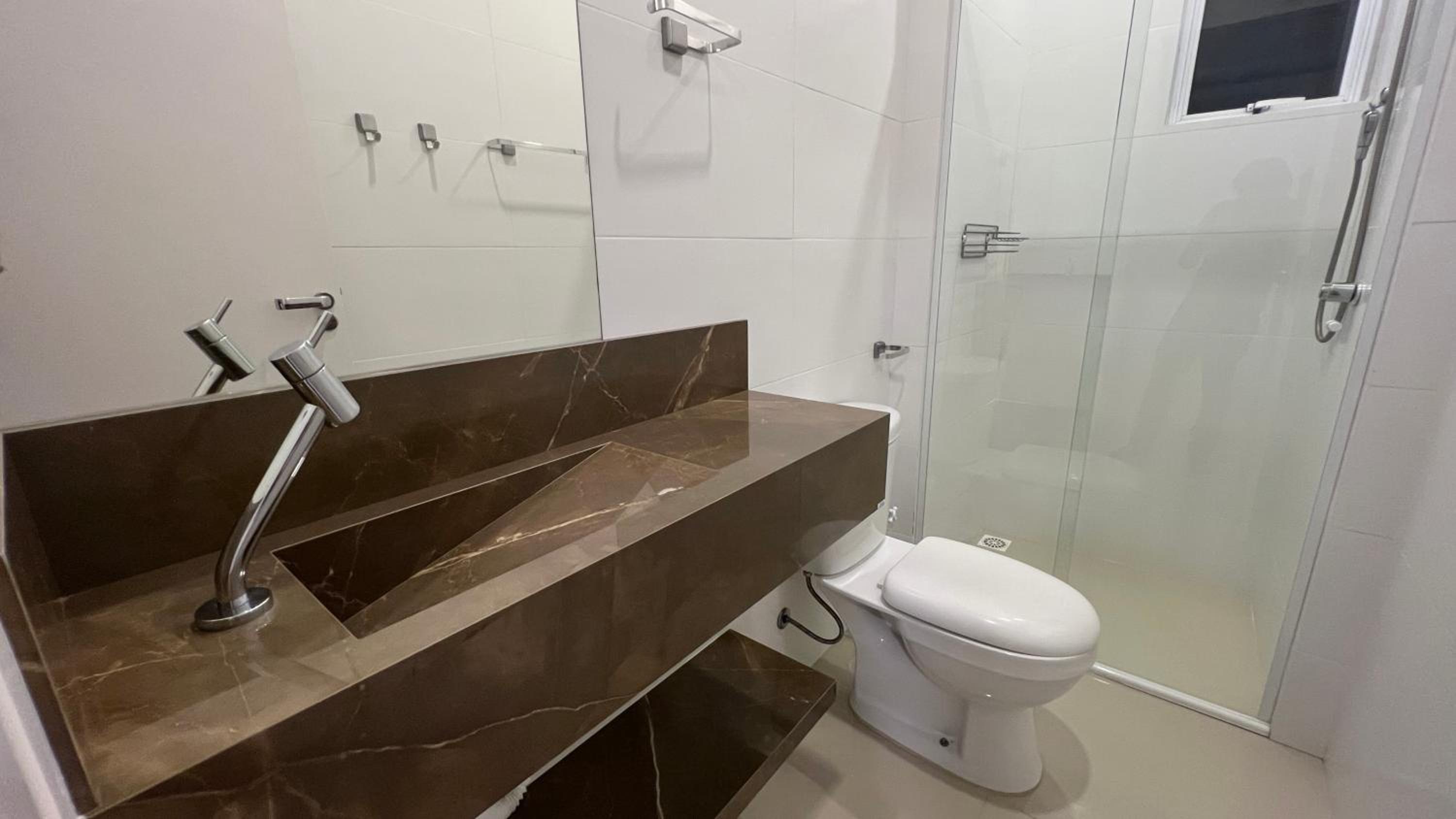 Apartamento itapema 3 suítes novo todo climatizado