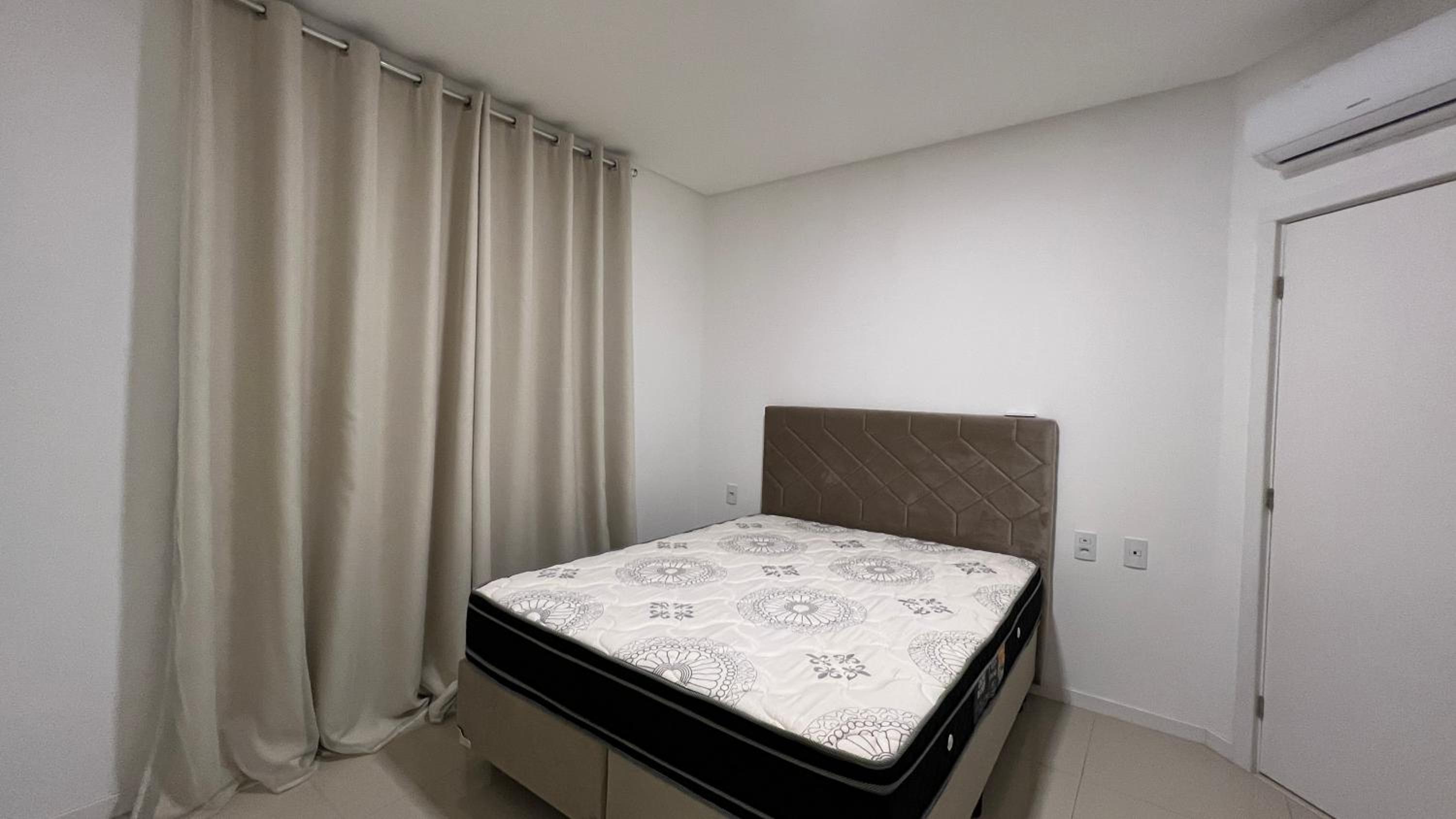 Apartamento itapema 3 suítes novo todo climatizado